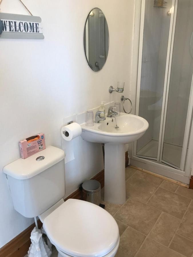 تينبي Ivy Bank Guest House المظهر الخارجي الصورة